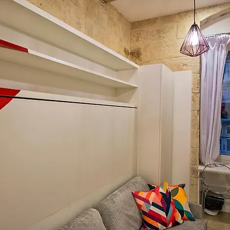 No 68 In 招待所 瓦莱塔