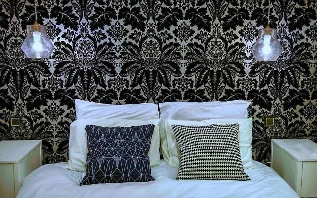 No 68 In Πανσιόν 3*