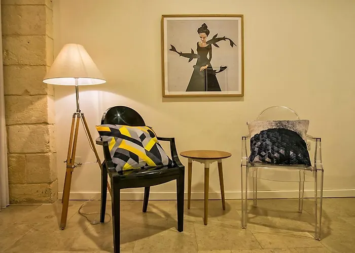 No 68 In 3* Βαλέτα