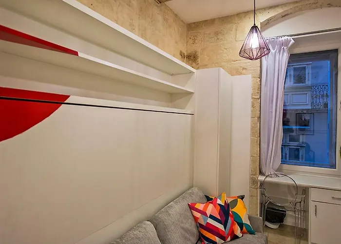 No 68 In Πανσιόν Βαλέτα